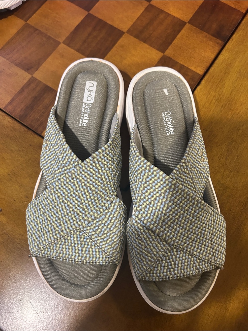 Ryka Woven Crisscross Slide Sandals in Gray and Cream